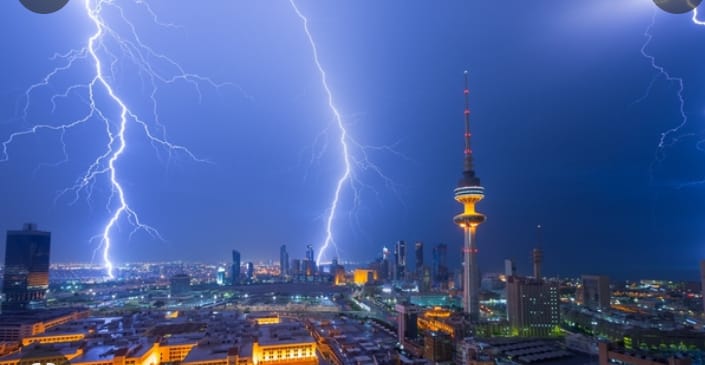 kuwait rain& thunder
