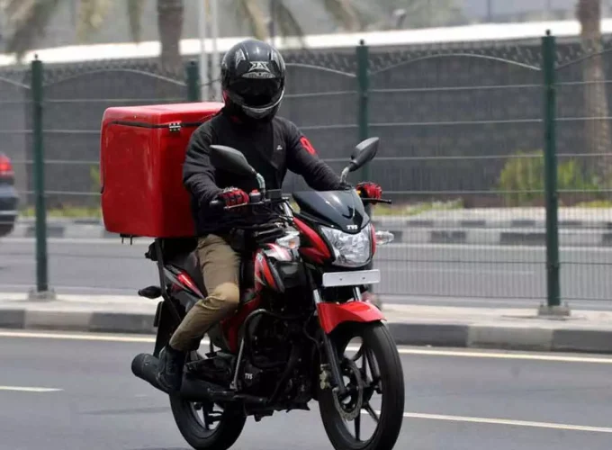 1477206-qatar-delivery