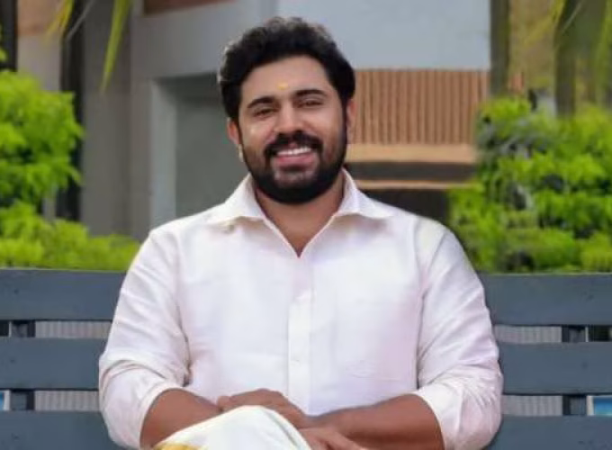 284120-nivinpauly
