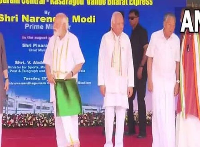 P M MODI INAGRATE VENDA BHARAT