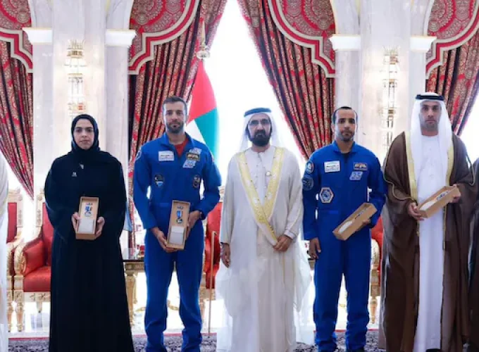 dubai-ruler-awards-uae-astronauts-sultan-al-neyadi-hazza-al-mansouri-on-national-day1