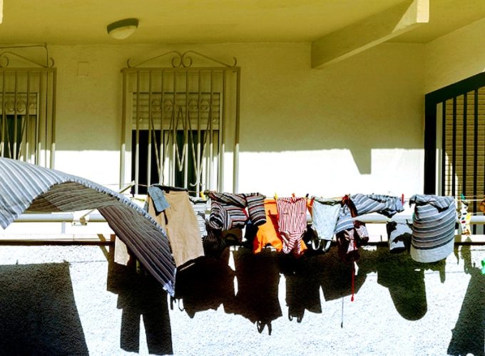 fine-up-to-ro5000-for-drying-laundry-on-balcony1