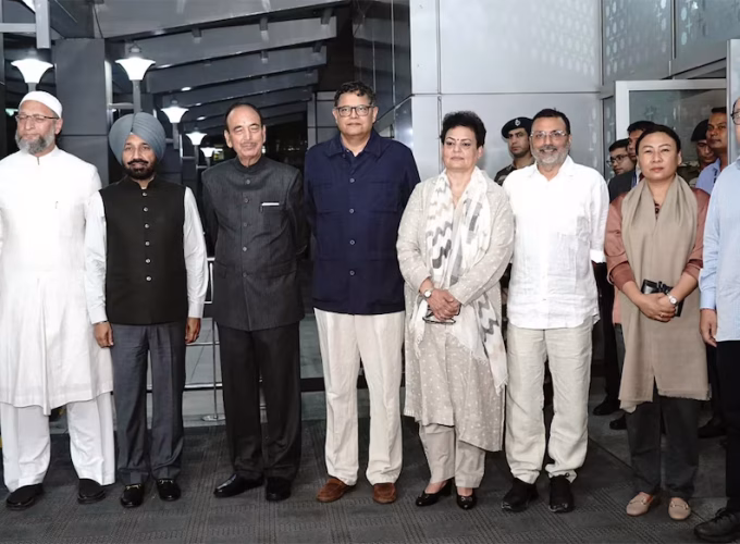 indian-all-party-delegation-will-arrive-today-in-saudi-arabia