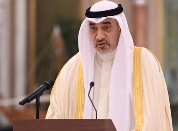 kuwait-introduces-new-visa-rules-letting-govt-workers-transfer-to-private-sector-jobs