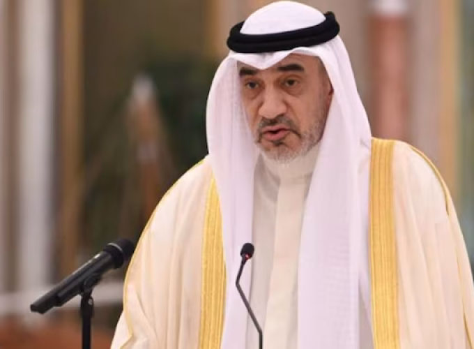 kuwait-non-graduate-expats-over-60-may-finally-renew-permits