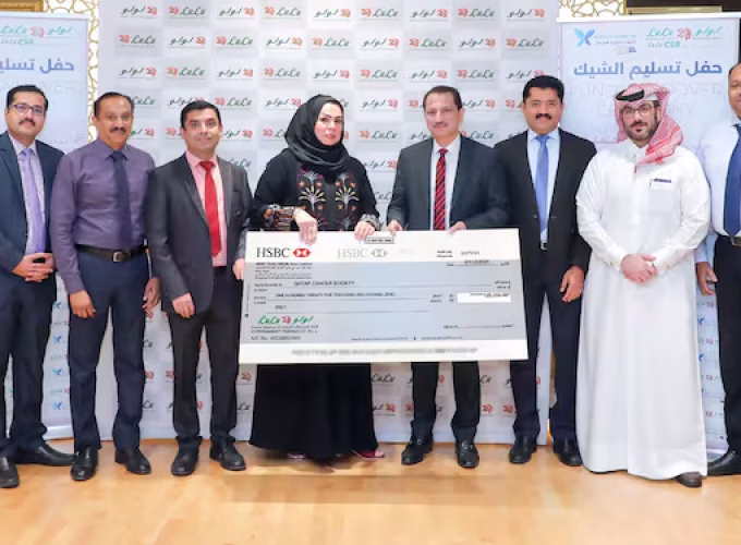 lulu-breast-cancer-awareness-shop-and-donate-initiative-raised-funds-successfully-qatar