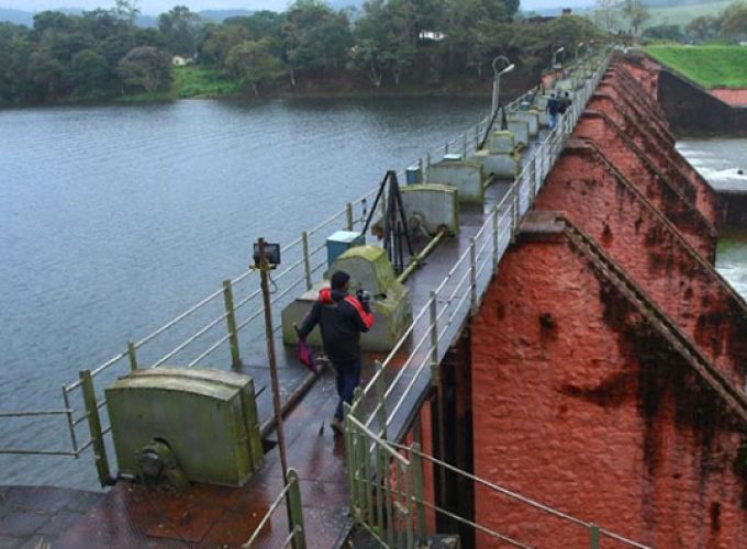 mullaperiyar spilway