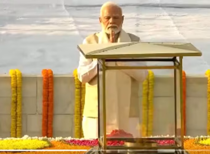 narendra-modi-mahatma-gandhi-0210