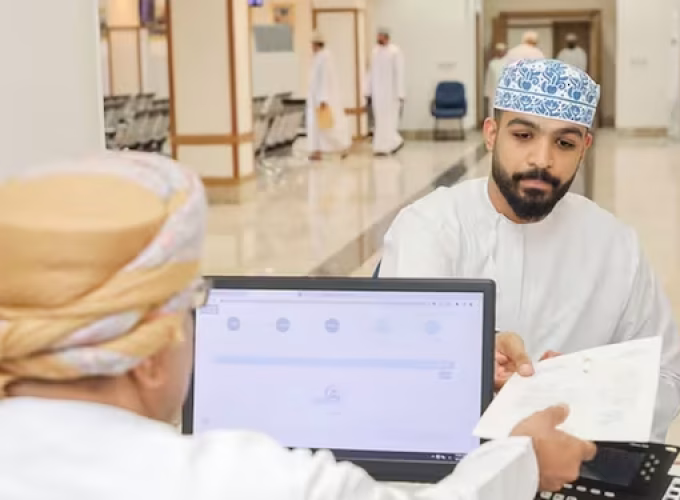 oman-cabinet-approves-settlements-to-regulate-workforce-conditions