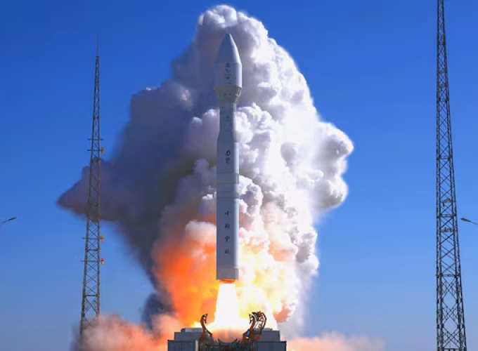 oman-launches-1st-satellite-with-ai-tech1