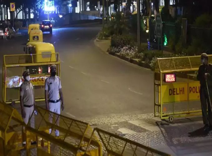 omikron curfew in delhi from tomorrow night