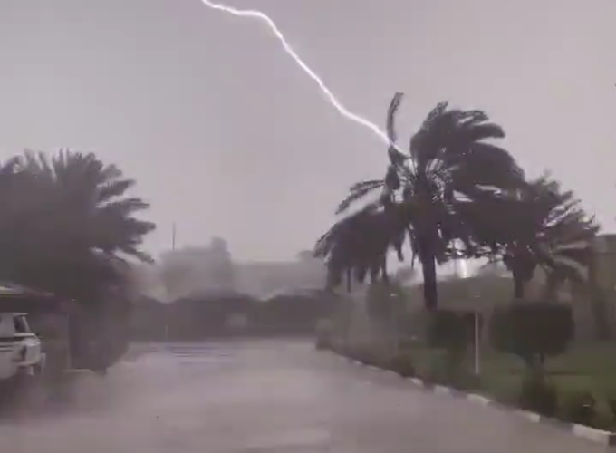 rain thunder