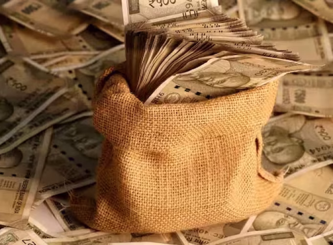 rupee-plunges-20-paise-to-hit-lowest-ever-closing-level-of-84-86-against-us-dollar