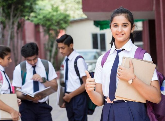 school-uniform-student-representative-image-deepak-sethi-istock-photo-com (1)