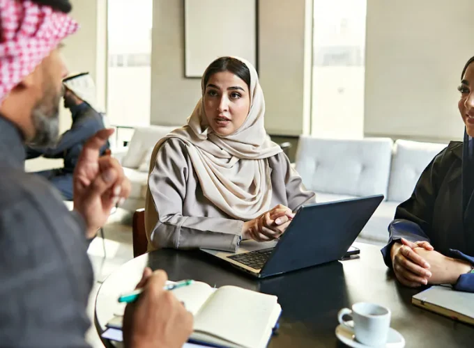 sharjah-approves-400-new-government-jobs-for-emiratis-Emiratisation