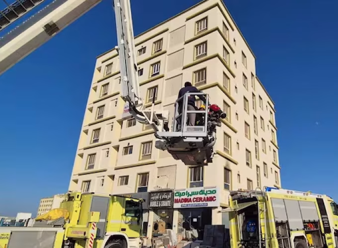 six-people-rescued-from-muscat-residential-building-fire
