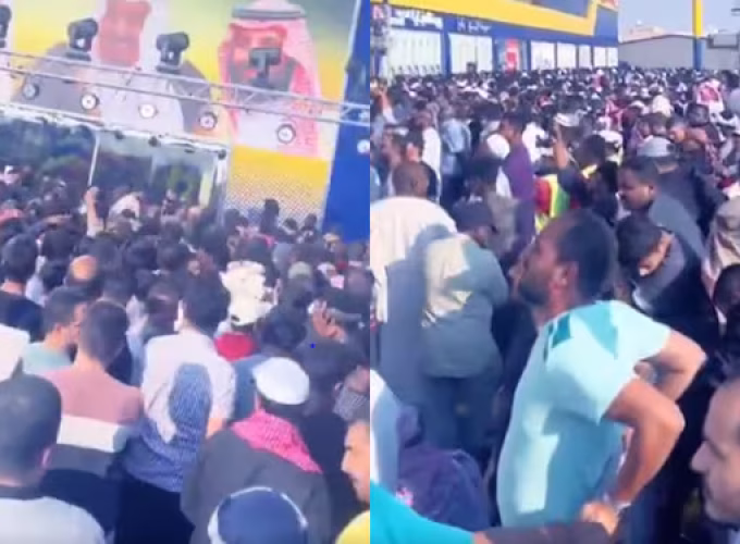 store-collapsed-on-the-opening-day-as-people-rushed-into-store-hearing-huge-offer1
