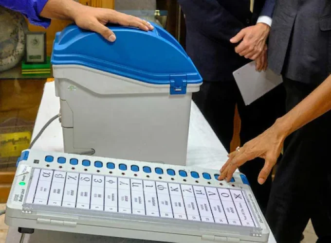 supreme-court-refused-to-consider-the-demand-to-grant-voting-rights-to-nri