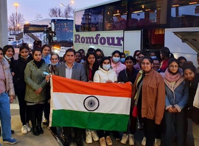 the first flight from ukraine to india took off