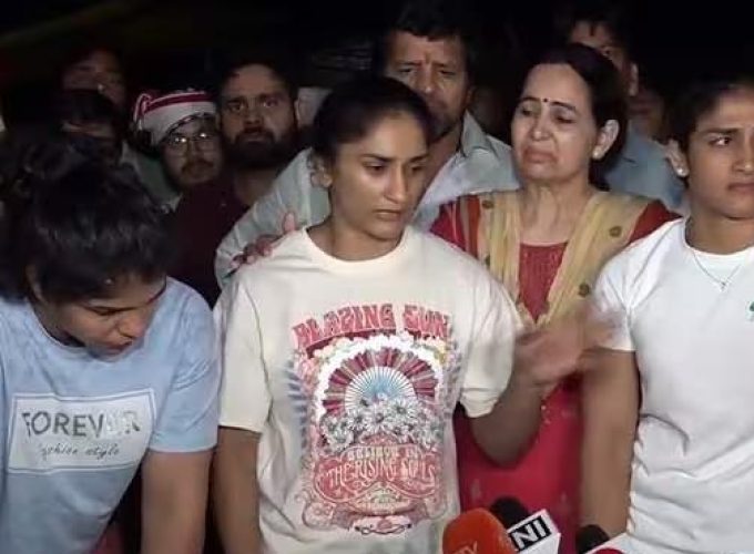 wrestlers protest in delhi